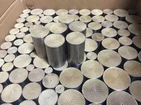 Αγορά Μετατροπέας καταλύματος υψηλής φόρτισης καταλύτη τριών κατευθύνσεων με πρότυπο εκφόρτισης Euro III και υλικό κορντιερίτη + SUS409 διαδικτυακή κατασκευή