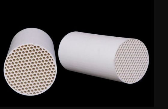 Αγορά 600 Cpsi κεραμικοί εξάτμισης καταλυτών καταλύτες καθαρισμού αερίου εξάτμισης αυτοκινήτων αυτοκίνητοι διαδικτυακή κατασκευή